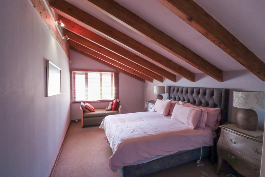 5 Bedroom Property for Sale in Rivonia Gauteng