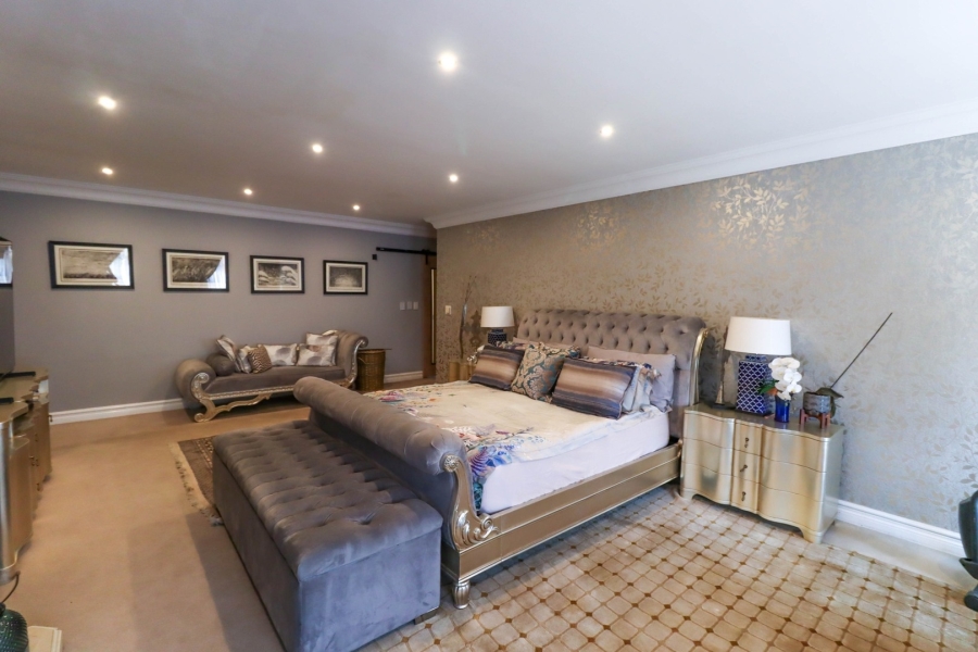 5 Bedroom Property for Sale in Rivonia Gauteng
