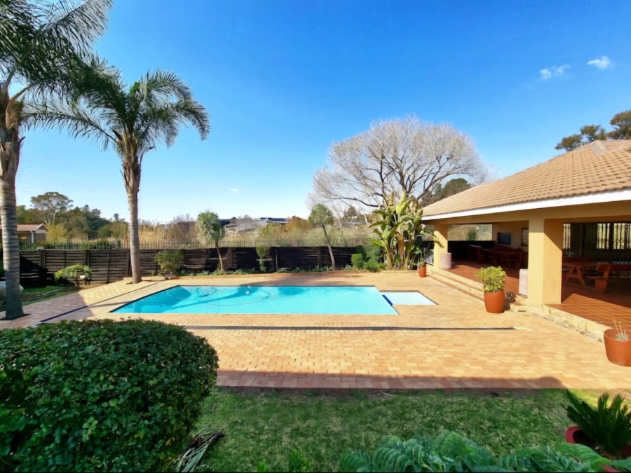2 Bedroom Property for Sale in Paulshof Gauteng