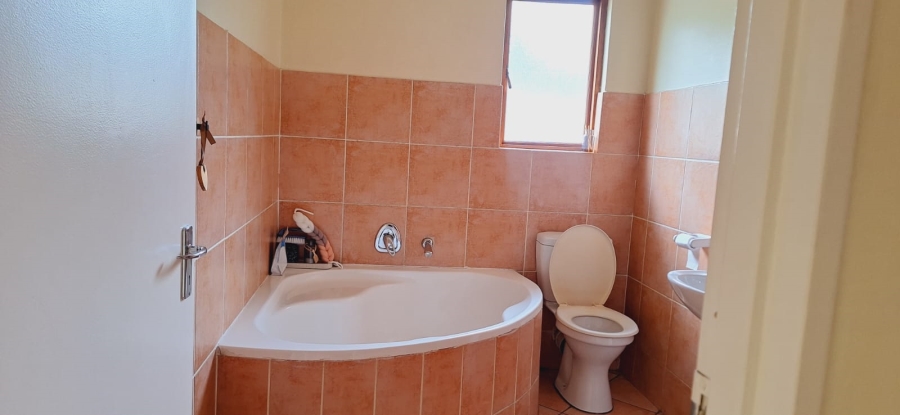 2 Bedroom Property for Sale in Paulshof Gauteng