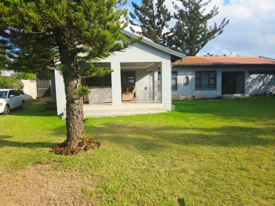 6 Bedroom Property for Sale in Noordwyk Gauteng