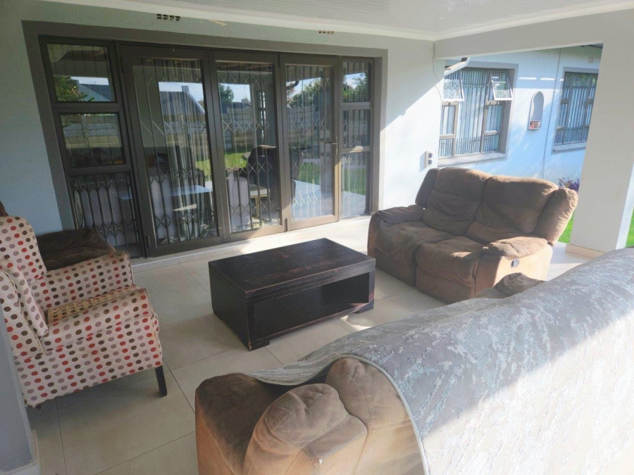 6 Bedroom Property for Sale in Noordwyk Gauteng