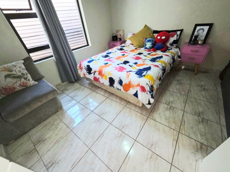 6 Bedroom Property for Sale in Noordwyk Gauteng