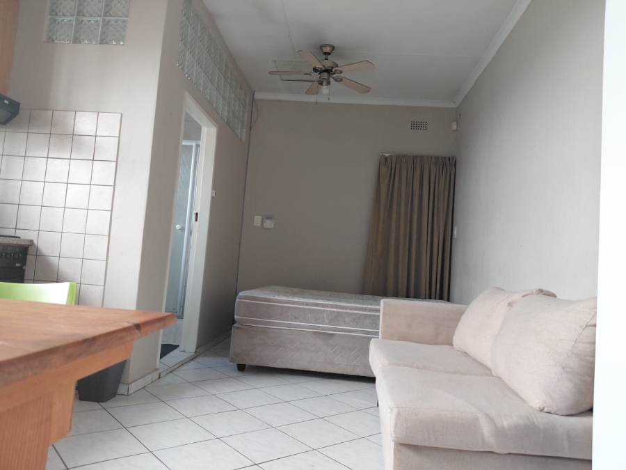 5 Bedroom Property for Sale in Westdene Gauteng