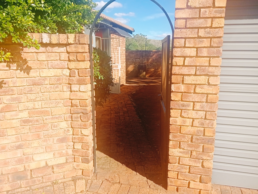 To Let 3 Bedroom Property for Rent in Andeon AH Gauteng