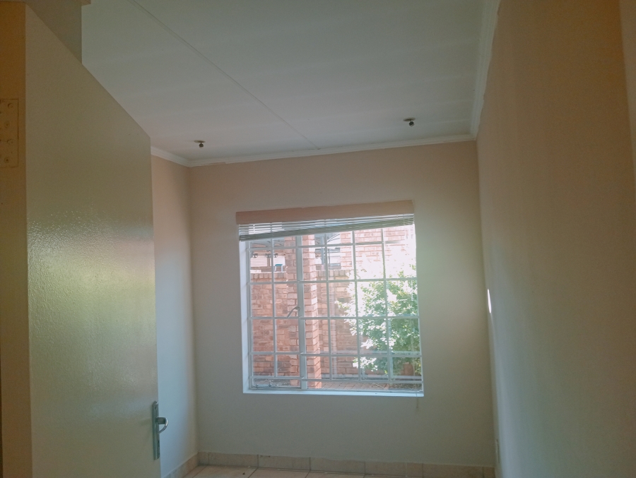 To Let 3 Bedroom Property for Rent in Andeon AH Gauteng