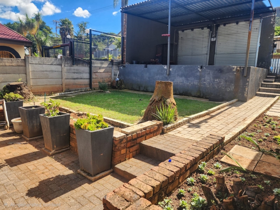 3 Bedroom Property for Sale in Mountain View Gauteng