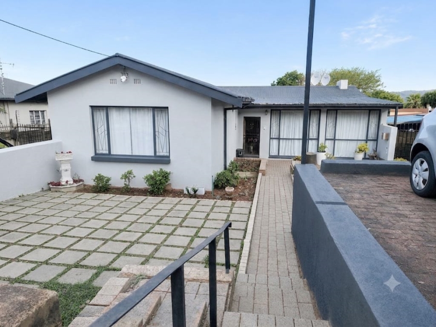 3 Bedroom Property for Sale in Mountain View Gauteng