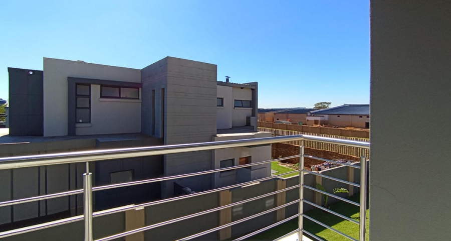 4 Bedroom Property for Sale in Midstream Ridge Gauteng