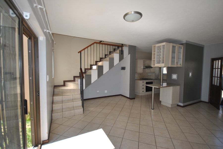 2 Bedroom Property for Sale in Country View Estate Gauteng