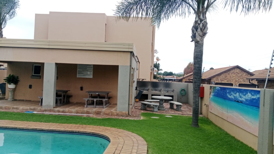 2 Bedroom Property for Sale in Randhart Gauteng