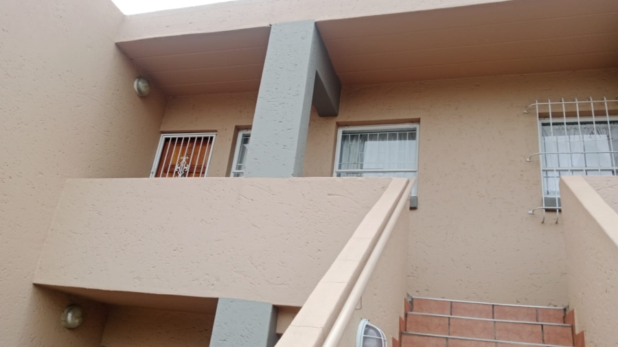 2 Bedroom Property for Sale in Randhart Gauteng