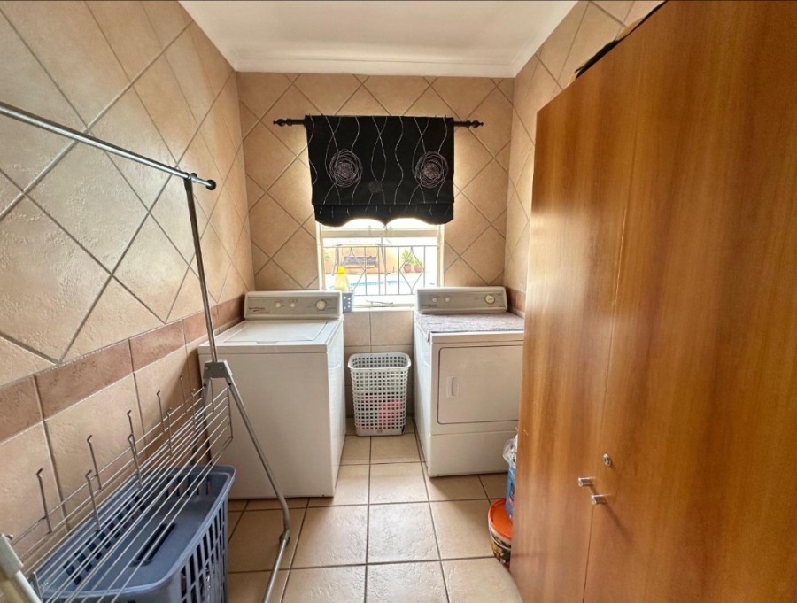 3 Bedroom Property for Sale in Mayfield Park Gauteng