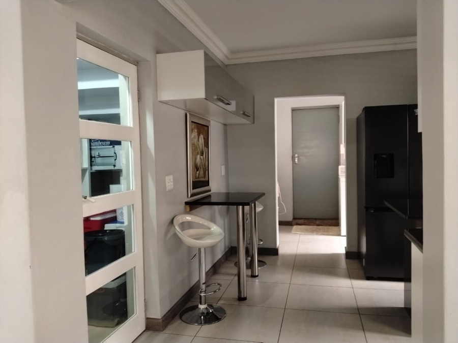 4 Bedroom Property for Sale in Helderwyk Gauteng