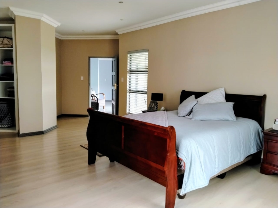 4 Bedroom Property for Sale in Helderwyk Gauteng