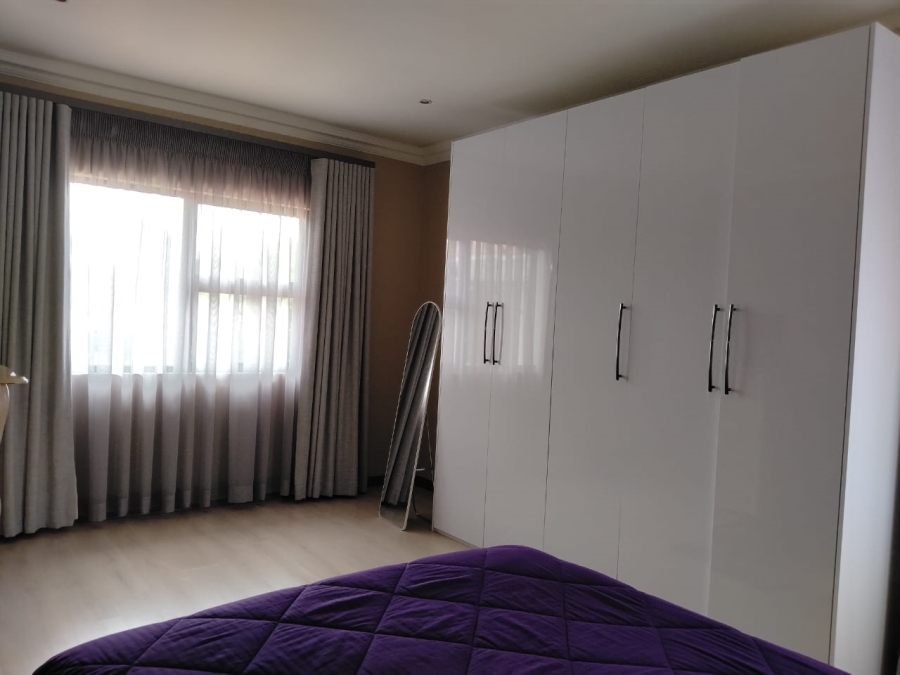 4 Bedroom Property for Sale in Helderwyk Gauteng