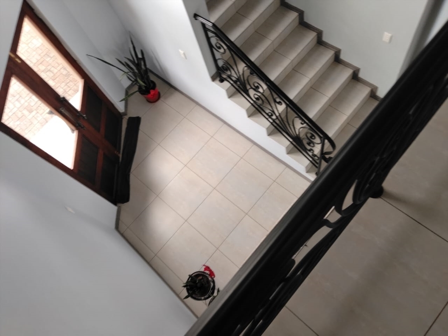 4 Bedroom Property for Sale in Helderwyk Gauteng