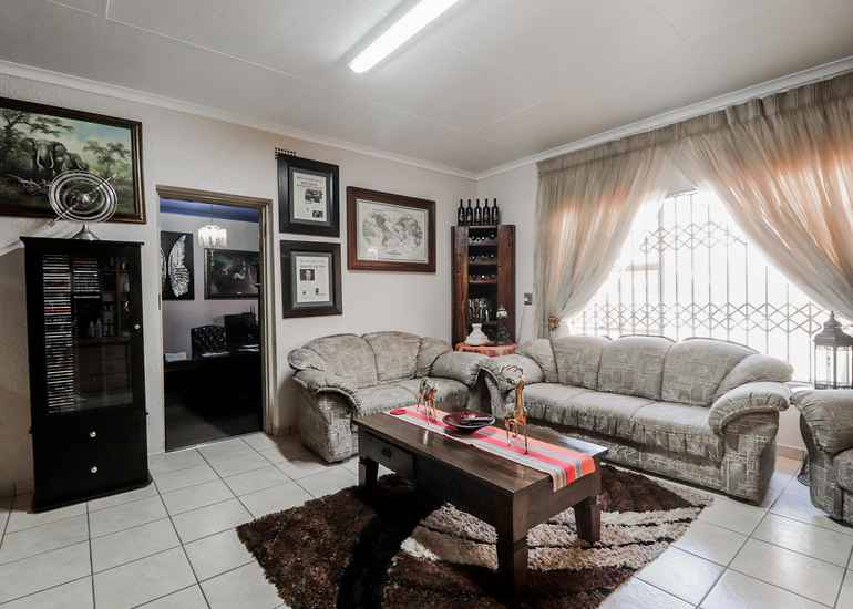 18 Bedroom Property for Sale in Grootvaly Gauteng