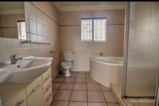 5 Bedroom Property for Sale in Kempton Park Ext 5 Gauteng
