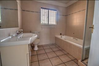 5 Bedroom Property for Sale in Kempton Park Ext 5 Gauteng