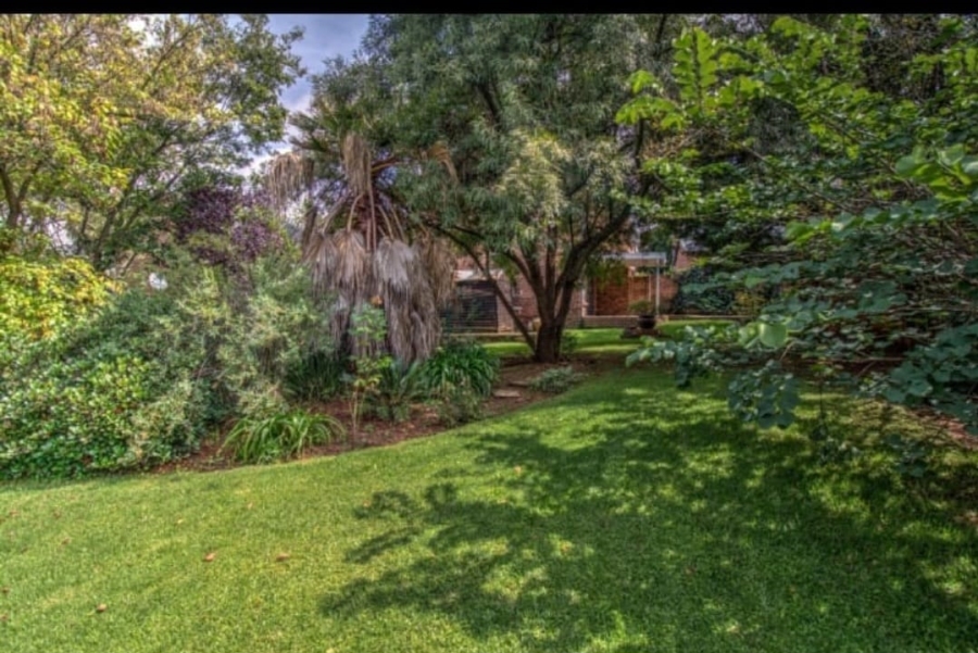 2 Bedroom Property for Sale in Van Riebeeck Park Gauteng