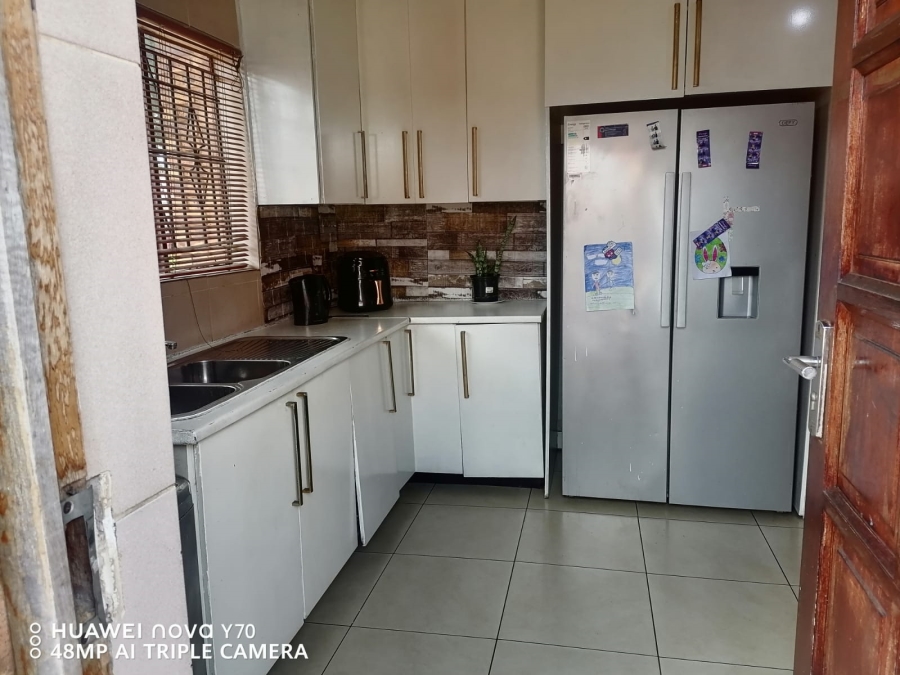3 Bedroom Property for Sale in Mamelodi East Gauteng