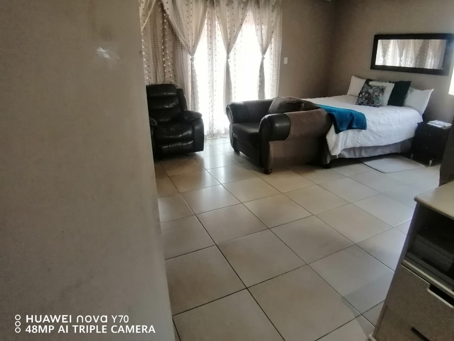 3 Bedroom Property for Sale in Mamelodi East Gauteng