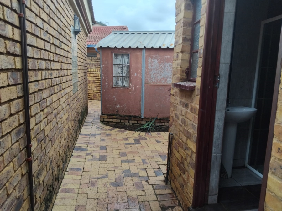 3 Bedroom Property for Sale in Mamelodi East Gauteng
