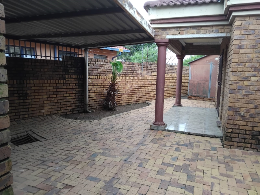 3 Bedroom Property for Sale in Mamelodi East Gauteng