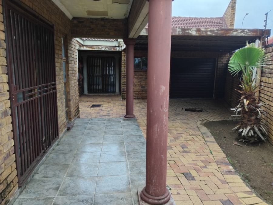 3 Bedroom Property for Sale in Mamelodi East Gauteng