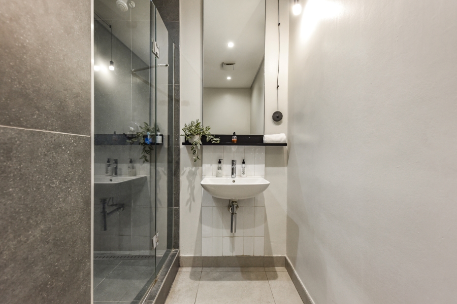 1 Bedroom Property for Sale in Sandown Gauteng