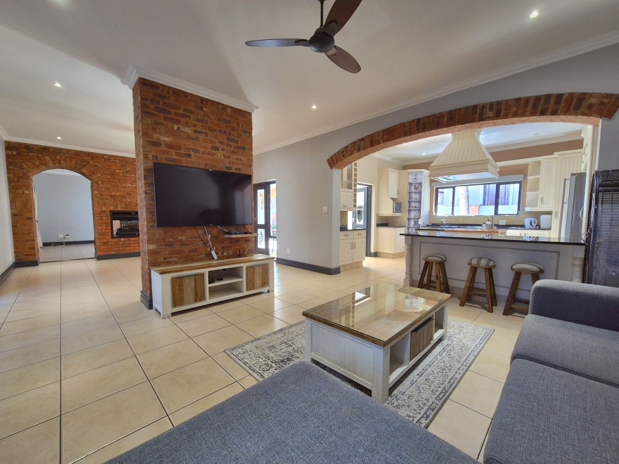 4 Bedroom Property for Sale in Sunward Park Gauteng