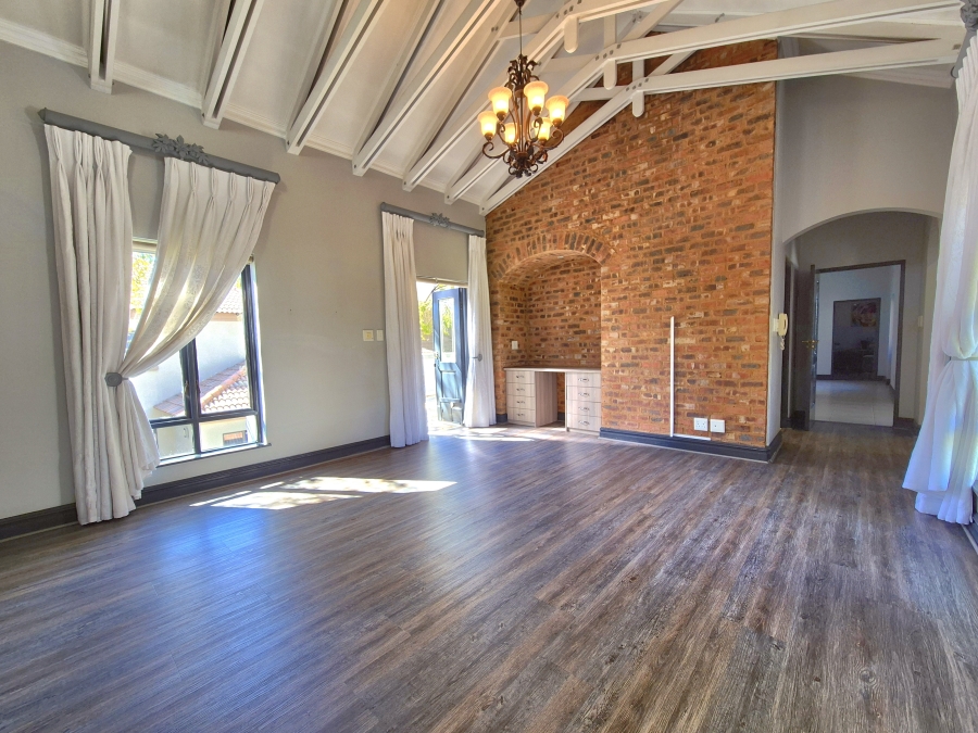 4 Bedroom Property for Sale in Sunward Park Gauteng