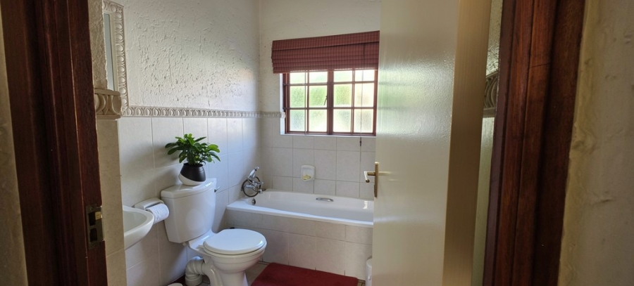 2 Bedroom Property for Sale in Lonehill Gauteng