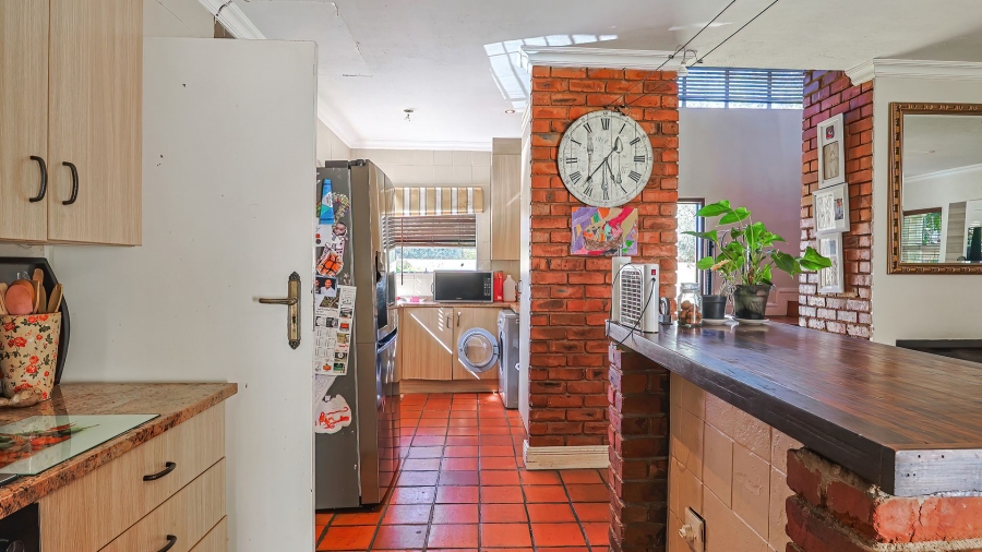 To Let 4 Bedroom Property for Rent in Highveld Gauteng