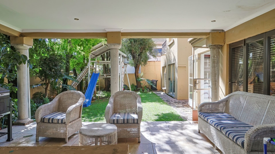 To Let 4 Bedroom Property for Rent in Highveld Gauteng