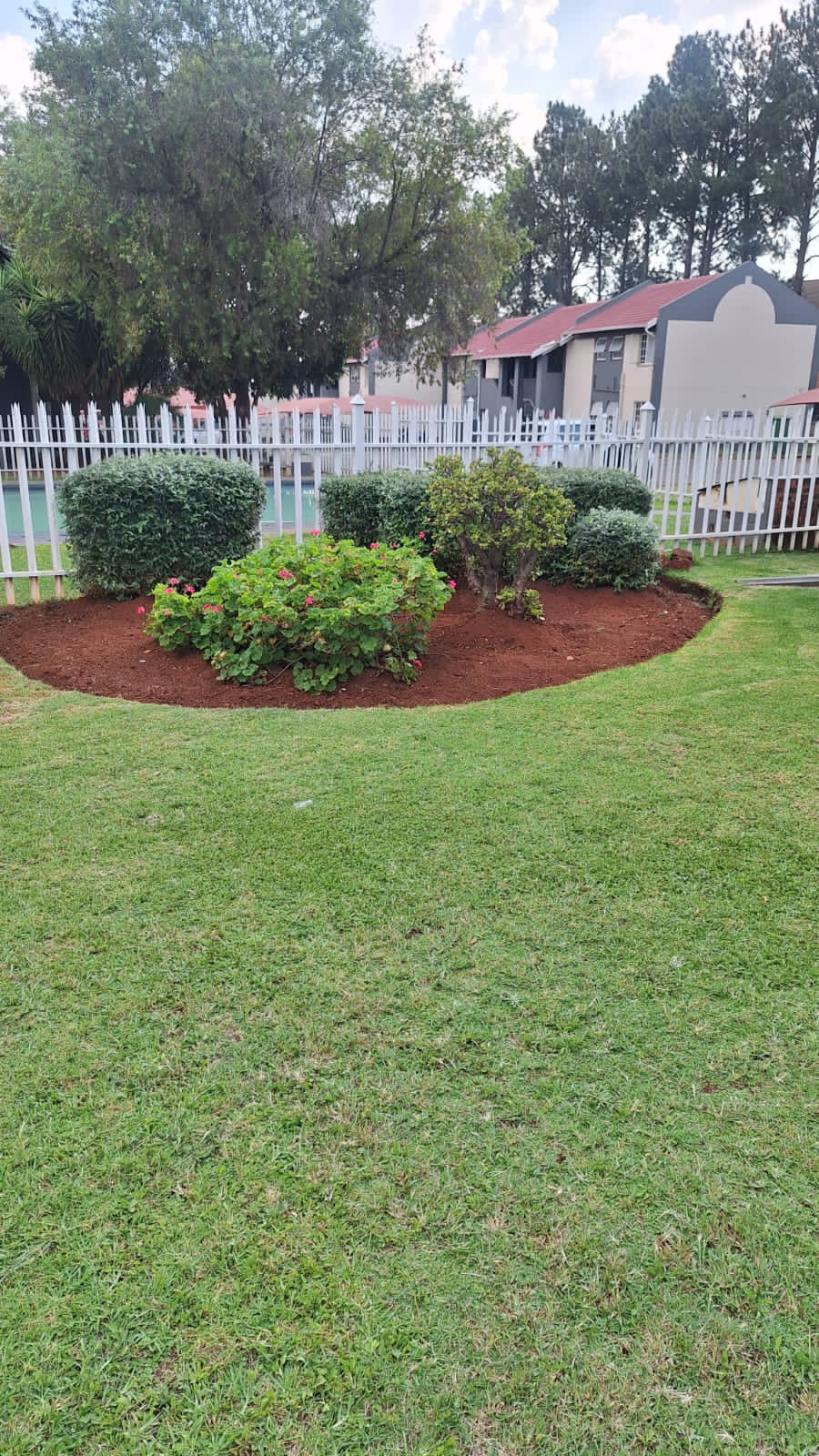1 Bedroom Property for Sale in Die Hoewes Gauteng