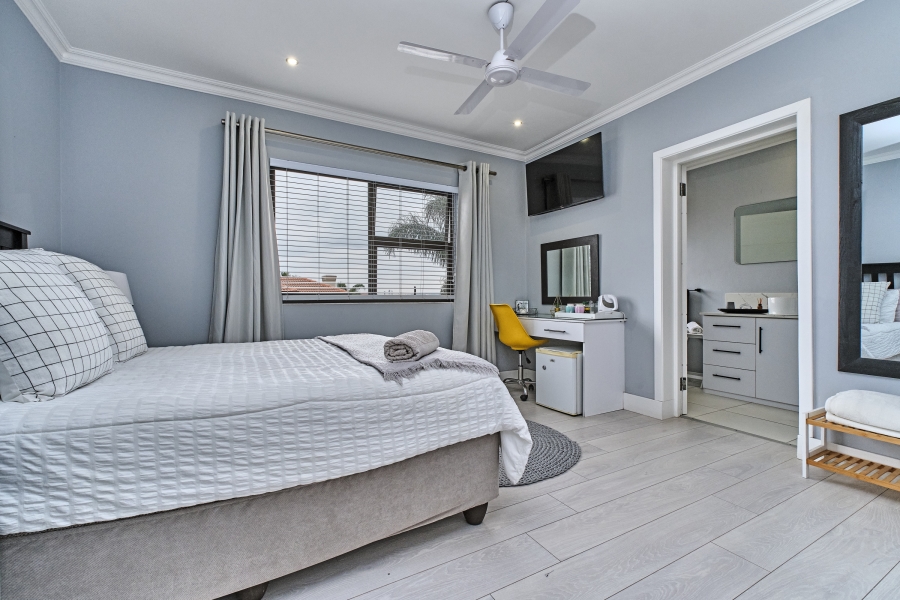 4 Bedroom Property for Sale in Greenstone Hill Gauteng