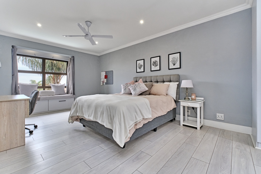 4 Bedroom Property for Sale in Greenstone Hill Gauteng