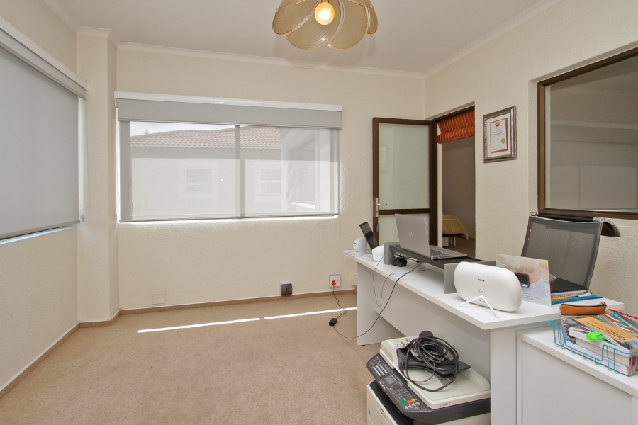4 Bedroom Property for Sale in Kensington Gauteng