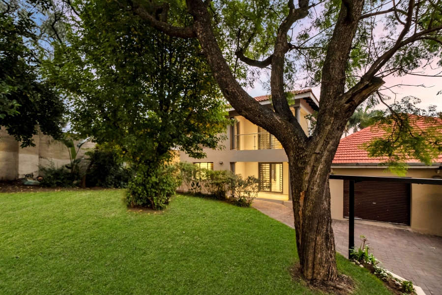 4 Bedroom Property for Sale in Wendywood Gauteng