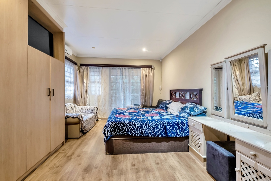 4 Bedroom Property for Sale in Wendywood Gauteng