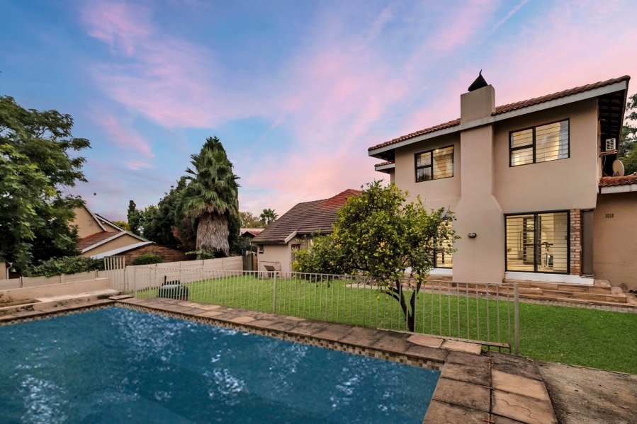4 Bedroom Property for Sale in Wendywood Gauteng