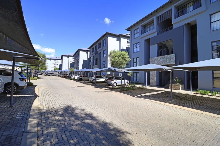 1 Bedroom Property for Sale in Modderfontein Gauteng