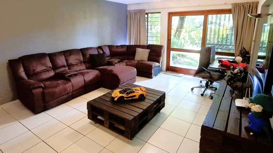 2 Bedroom Property for Sale in Sunninghill Gauteng
