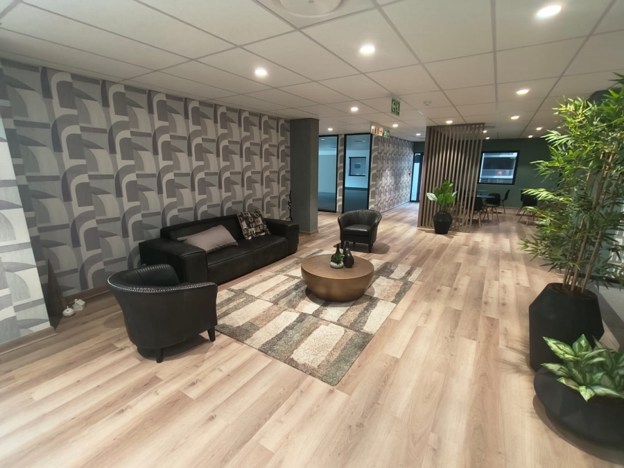 To Let Commercial Property for Rent in Die Hoewes Gauteng