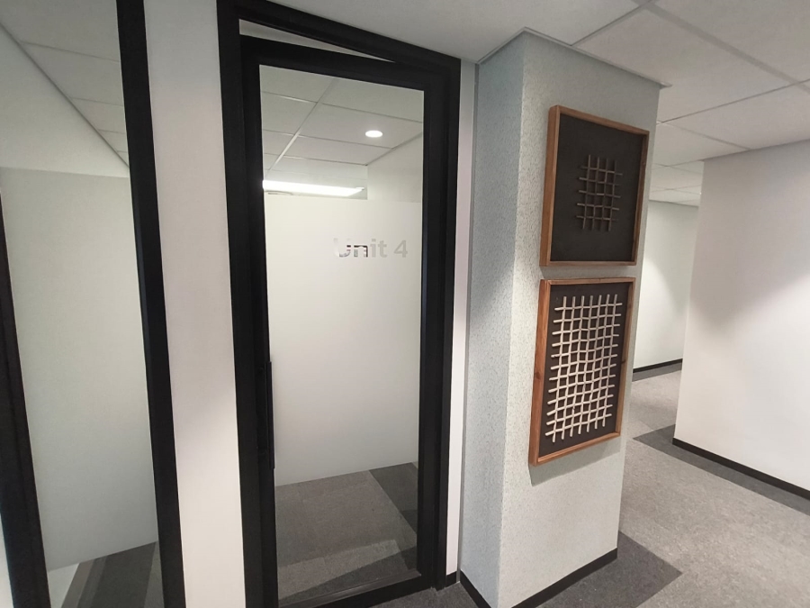 To Let Commercial Property for Rent in Die Hoewes Gauteng