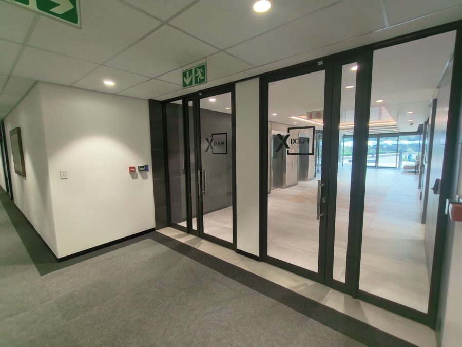 To Let Commercial Property for Rent in Die Hoewes Gauteng