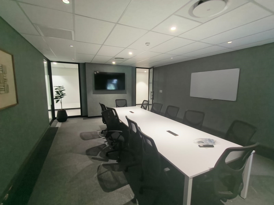 To Let Commercial Property for Rent in Die Hoewes Gauteng