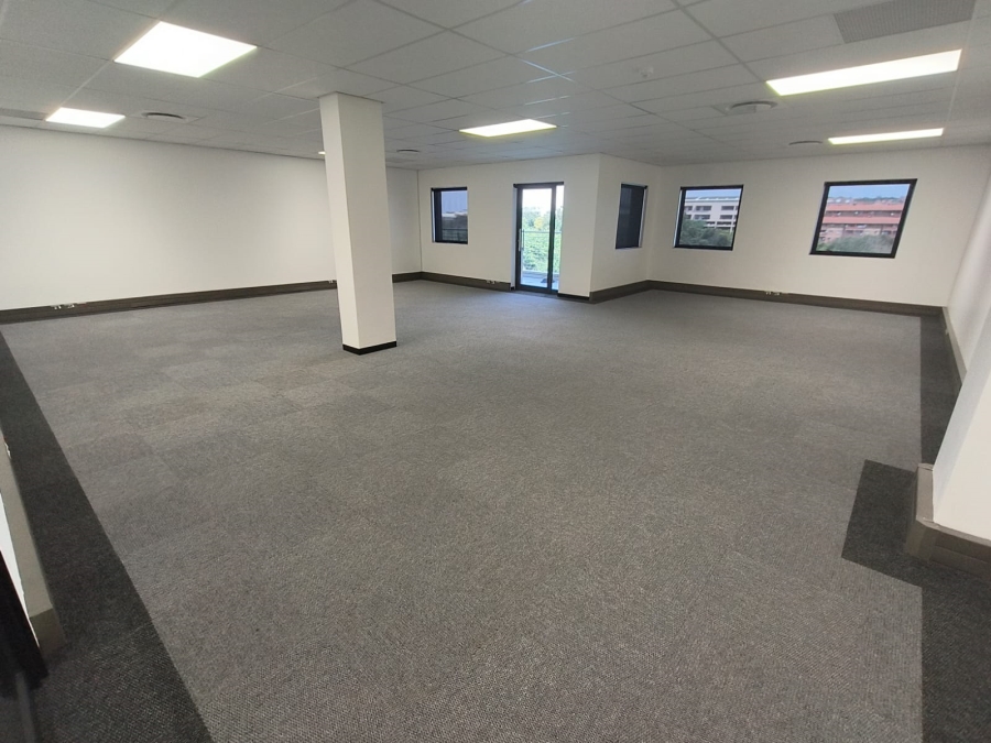To Let Commercial Property for Rent in Die Hoewes Gauteng